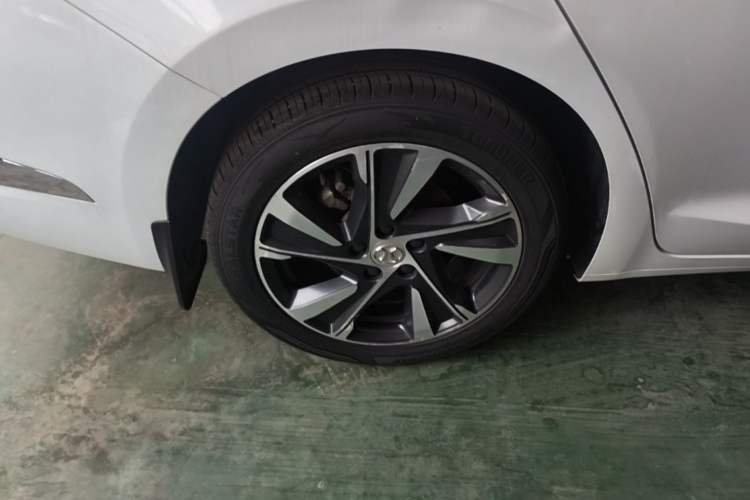 Used BAIC Beijing U7 2019 1.5T Manual Elite Version China VI Right Rear Wheel Hub