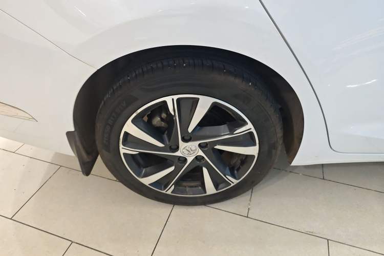 Used BAIC Beijing U7 2019 1.5T Manual Elite Version China VI Right Rear Wheel Hub