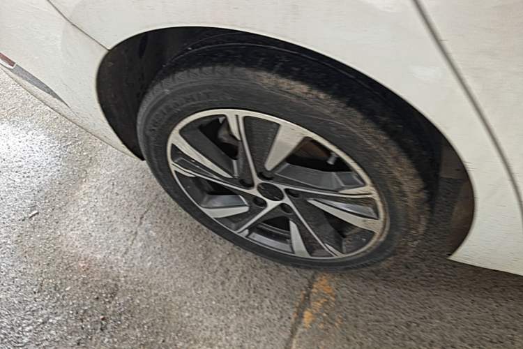 Used BAIC Beijing U7 2019 1.5T CVT Elite Version China VI Right Rear Wheel Hub