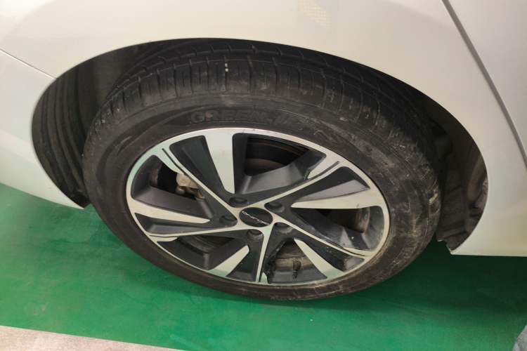 Used BAIC Beijing U7 2019 1.5T CVT New Smart Version China VI Emission Standard Right Rear Wheel Hub