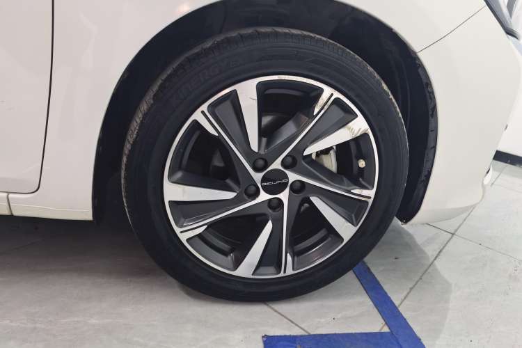 Used BAIC Beijing U7 2019 1.5T Manual Elite Version China VI Right Rear Wheel Hub