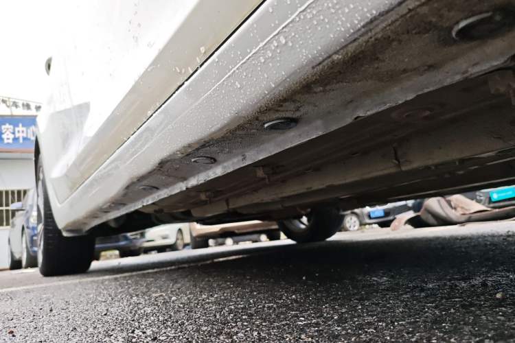 Used BAIC Beijing U7 2019 1.5T Manual Elite Version China V Emission Standard Right Side Sill