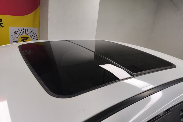 Used BAIC Beijing U7 2019 1.5T CVT New Smart Version China VI Emission Standard Roof