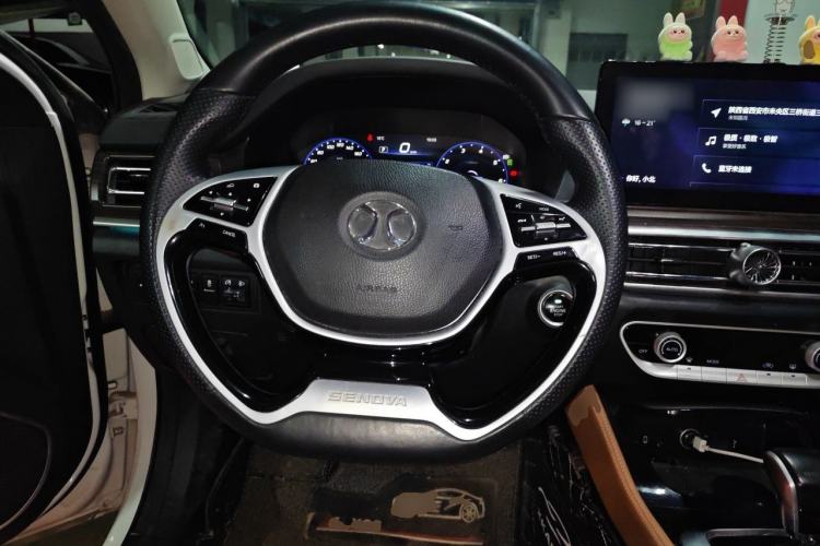 Used BAIC Beijing U7 2019 1.5T CVT New Smart Version China VI Emission Standard Steering Wheel
