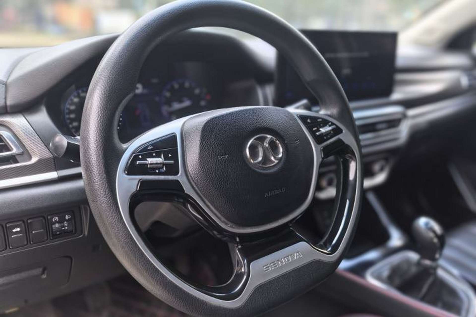 Used BAIC Beijing U7 2019 1.5T Manual Elite Version China VI Steering Wheel