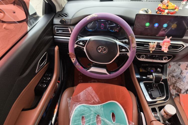 Used BAIC Beijing U7 2019 1.5T CVT New Smart Version China V Steering Wheel