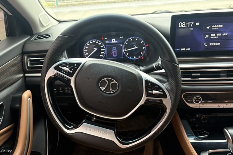 Used BAIC Beijing U7 2019 1.5T CVT New Smart Version China VI Emission Standard Steering Wheel
