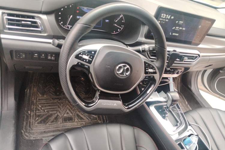 Used BAIC Beijing U7 2019 1.5T CVT Elite Edition China V Steering Wheel