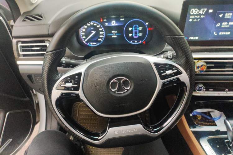 Used BAIC Beijing U7 2019 1.5T CVT New Smart Version China V Steering Wheel