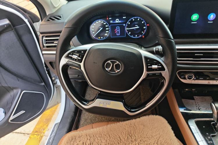 Used BAIC Beijing U7 2019 1.5T CVT New Smart Version China V Steering Wheel