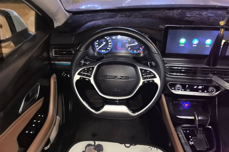 Used BAIC Beijing U7 2019 1.5T CVT New Smart Version China VI Emission Standard Steering Wheel