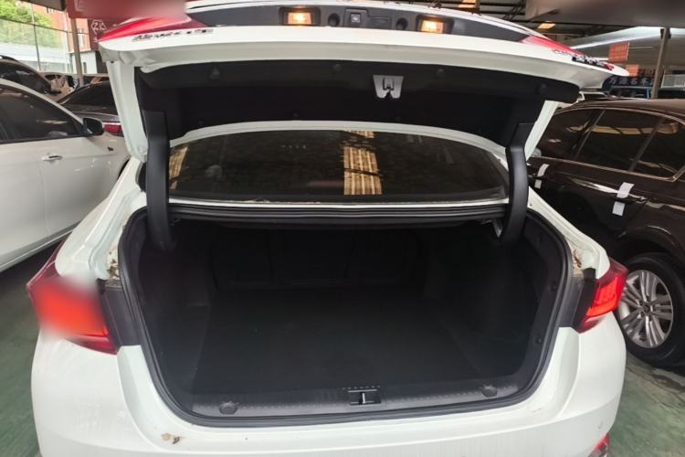 Used BAIC Beijing U7 2019 1.5T Manual Elite Version China VI Trunk