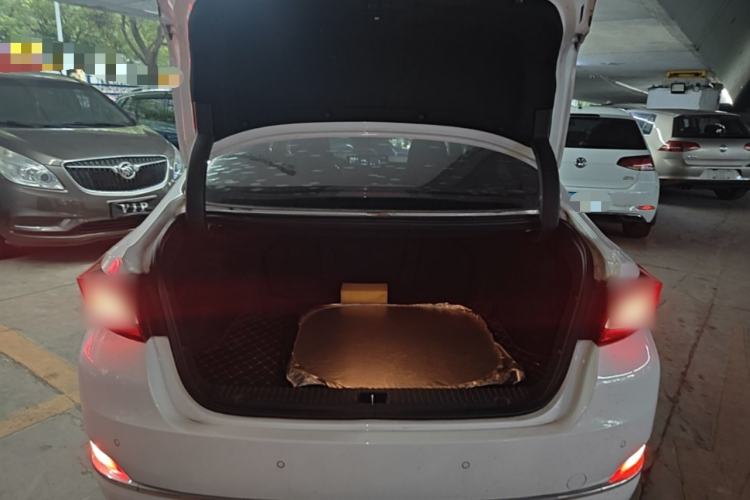 Used BAIC Beijing U7 2019 1.5T CVT Elite Version China VI Trunk
