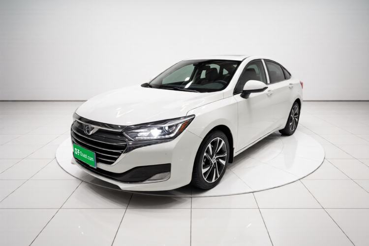 BAIC Beijing U7 2019 1.5T CVT Elite Version China VI usata Guazi used car, China used car export, Used car for sale, Used cars, Cheapest cars for sale