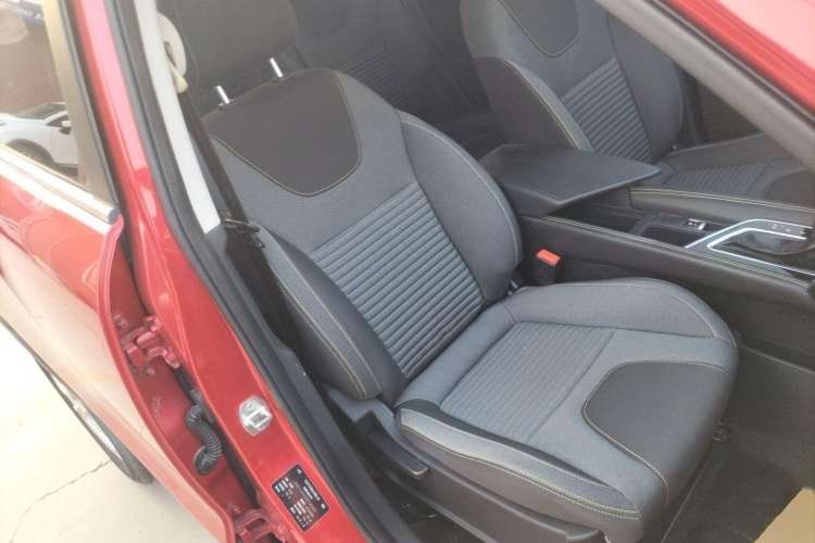Used BAIC Beijing X3 2019 1.5T CVT Glory Edition Right Front Seat