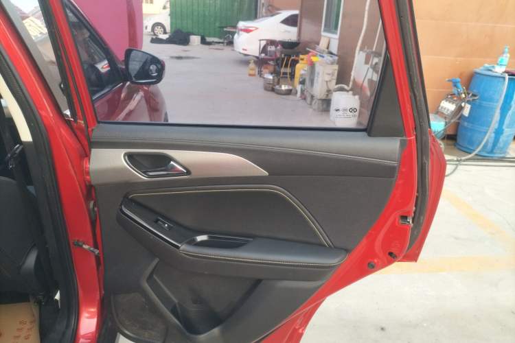 Used BAIC Beijing X3 2019 1.5T CVT Glory Edition Right Rear Door Interior