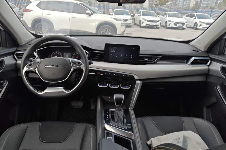 Used BAIC Beijing X3 2019 1.5T CVT Glory Edition Center Console
