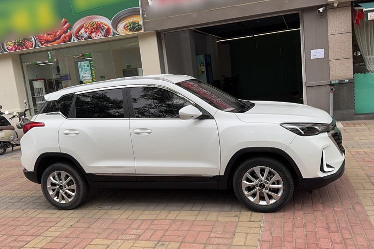 Used BAIC Beijing X3 2019 1.5T CVT Glory Edition Exterior 2