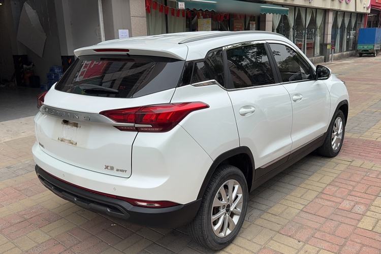 Used BAIC Beijing X3 2019 1.5T CVT Glory Edition Exterior 3