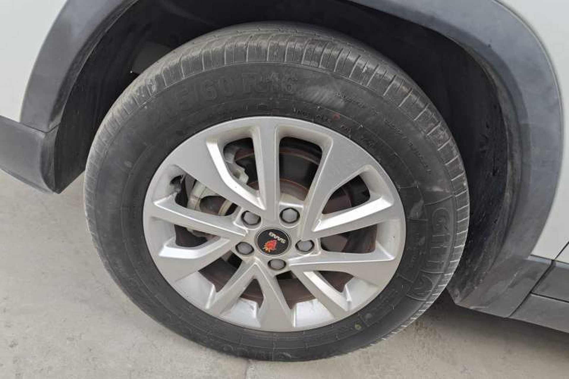 Used BAIC Beijing X3 2019 1.5T CVT Glory Edition Left Front Wheel Hub