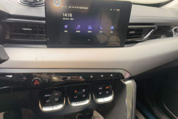 Used BAIC Beijing X3 2019 1.5T Manual Glory Edition Audio And AC Panel