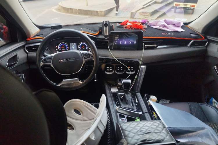 Used BAIC Beijing X3 2019 1.5T CVT Star Edition Center Console