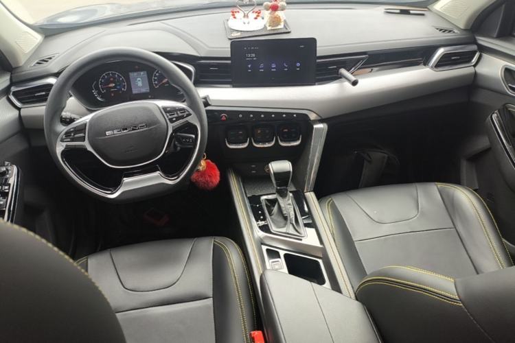 Used BAIC Beijing X3 2019 1.5T CVT Glory Edition Center Console