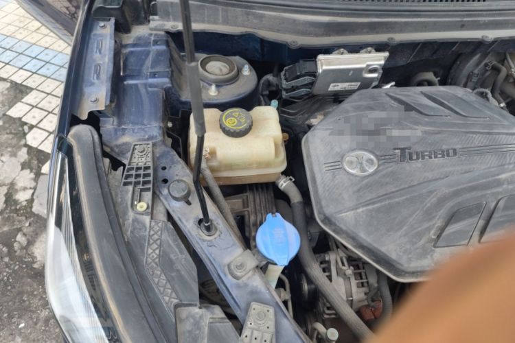 Used BAIC Beijing X3 2019 1.5T CVT Star Edition Engine Bay Right