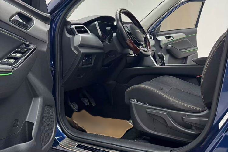 Used BAIC Beijing X3 2019 1.5T Manual Glory Edition Interior 1