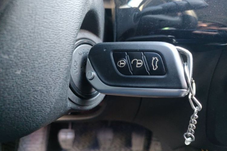Used BAIC Beijing X3 2019 1.5T Manual Glory Edition Interior 3
