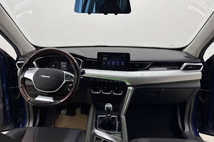 Used BAIC Beijing X3 2019 1.5T Manual Glory Edition Interior 4
