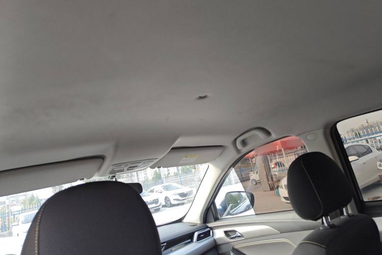 Used BAIC Beijing X3 2019 1.5T CVT Glory Edition Interior 4