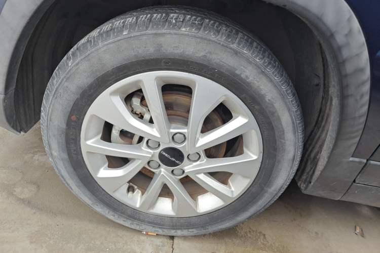 Used BAIC Beijing X3 2019 1.5T CVT Glory Edition Left Front Wheel Hub