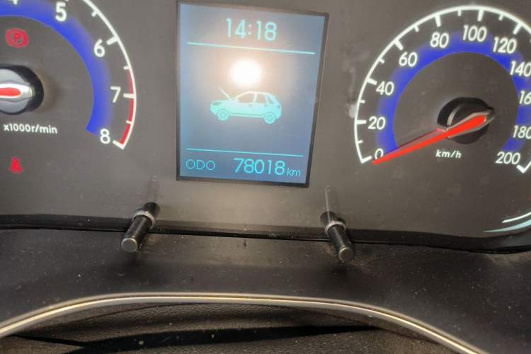 Used BAIC Beijing X3 2019 1.5T Manual Glory Edition Odometer Close Up