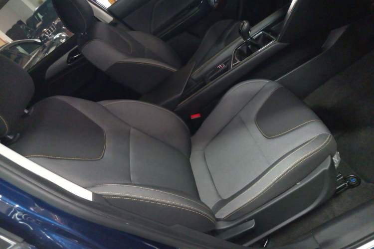 Used BAIC Beijing X3 2019 1.5T Manual Glory Edition Right Front Seat