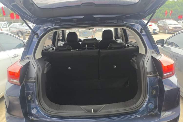 Used BAIC Beijing X3 2019 1.5T CVT Glory Edition Trunk