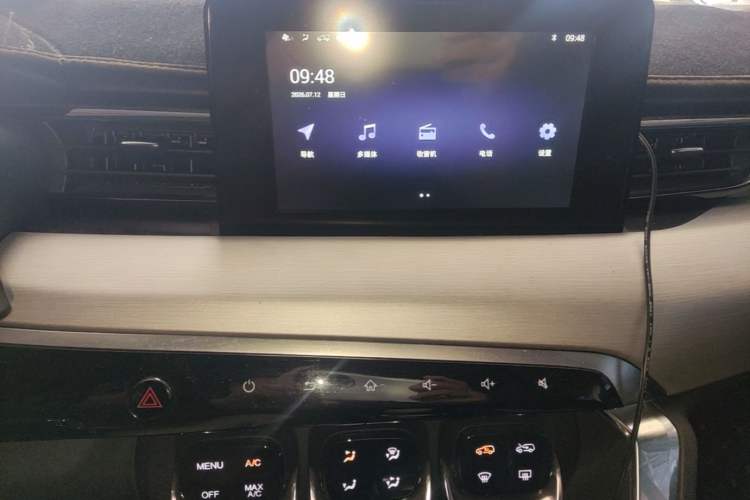 Used BAIC Beijing X3 2019 1.5T CVT Glory Edition Audio And AC Panel