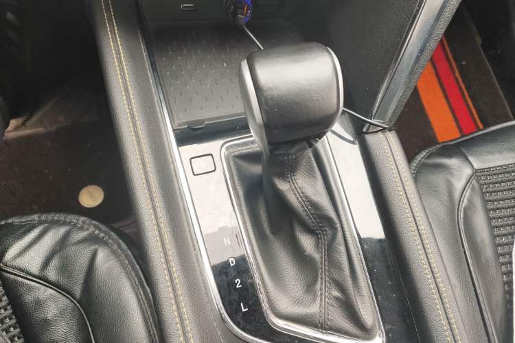 Used BAIC Beijing X3 2019 1.5L Automatic Glory Edition Gear Lever