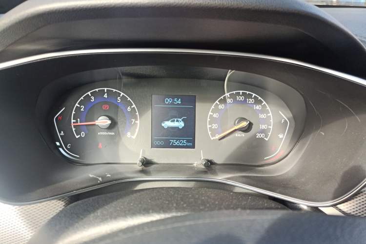 Used BAIC Beijing X3 2019 1.5T Manual Glory Edition Instrument Cluster