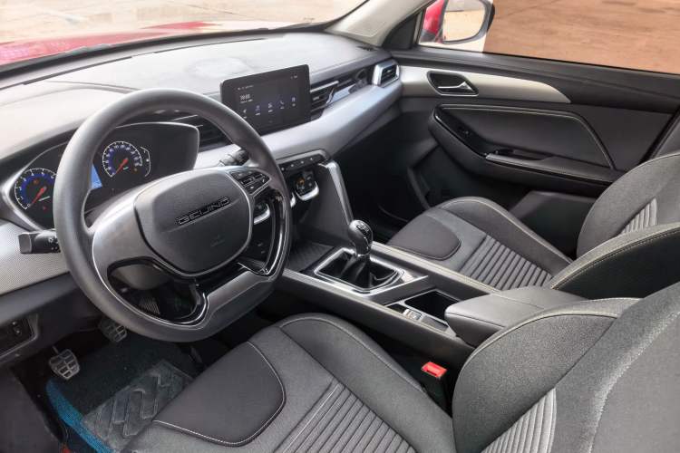 Used BAIC Beijing X3 2019 1.5T Manual Glory Edition Interior 3