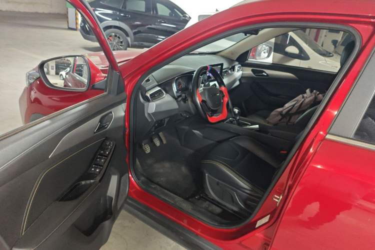 Used BAIC Beijing X3 2019 1.5L Manual Glory Edition Interior 3