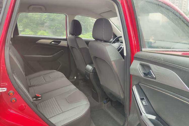Used BAIC Beijing X3 2019 1.5T CVT Glory Edition Interior 4