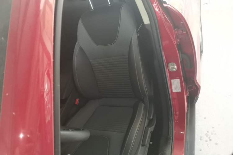 Used BAIC Beijing X3 2019 1.5T Manual Glory Edition Left Front Seat