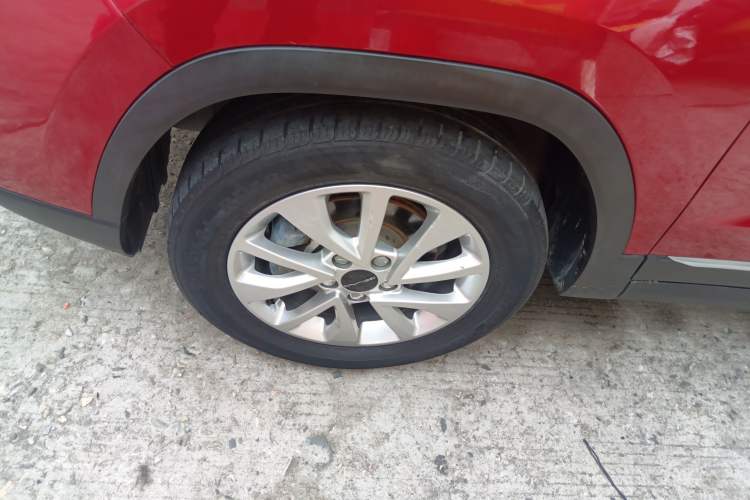 Used BAIC Beijing X3 2019 1.5L Automatic Glory Edition Left Front Wheel Hub
