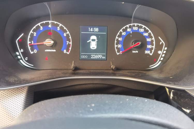 Used BAIC Beijing X3 2019 1.5T Manual Glory Edition Odometer Close Up