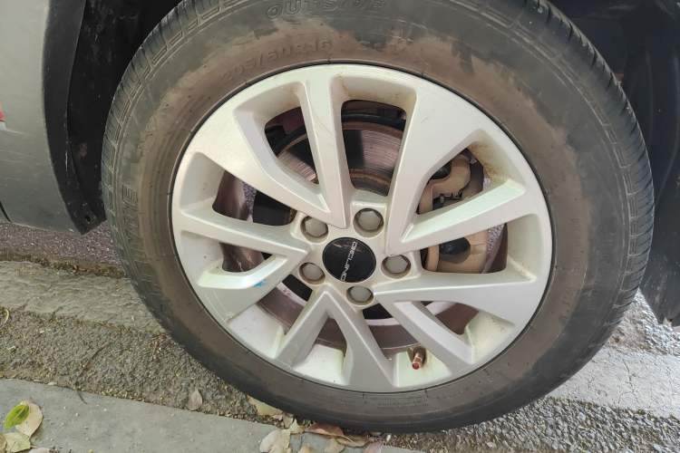 Used BAIC Beijing X3 2019 1.5L Manual Glory Edition Right Front Wheel Hub