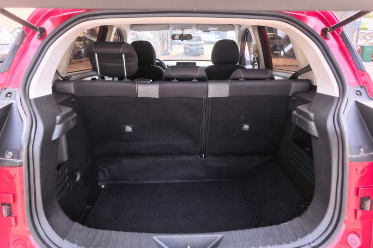 Used BAIC Beijing X3 2019 1.5T Manual Glory Edition Trunk
