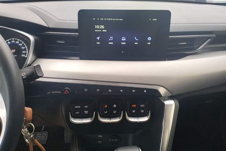 Used BAIC Beijing X3 2019 1.5T CVT Glory Edition Audio And AC Panel