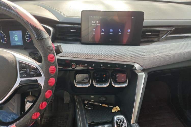 Used BAIC Beijing X3 2019 1.5T Manual Glory Edition Audio And AC Panel