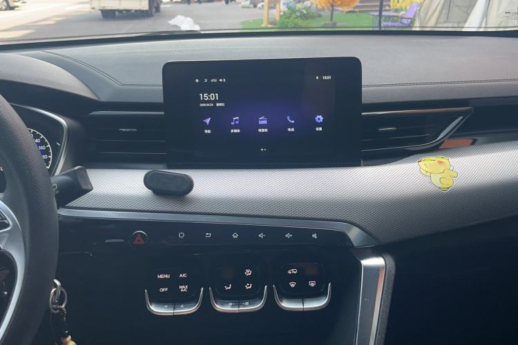 Used BAIC Beijing X3 2019 1.5T CVT Glory Edition Audio And AC Panel